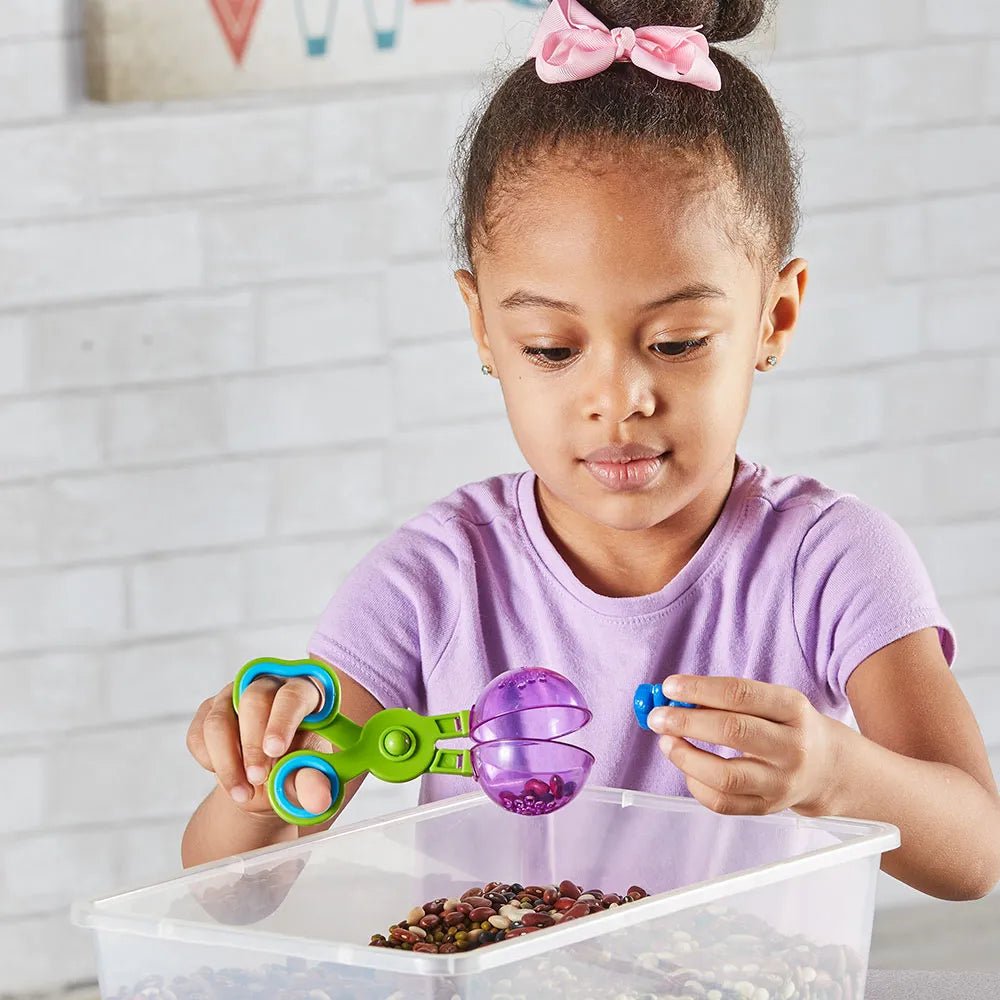 Handy Scoopers™ (Set of 4) | Learning and Exploring Through Play