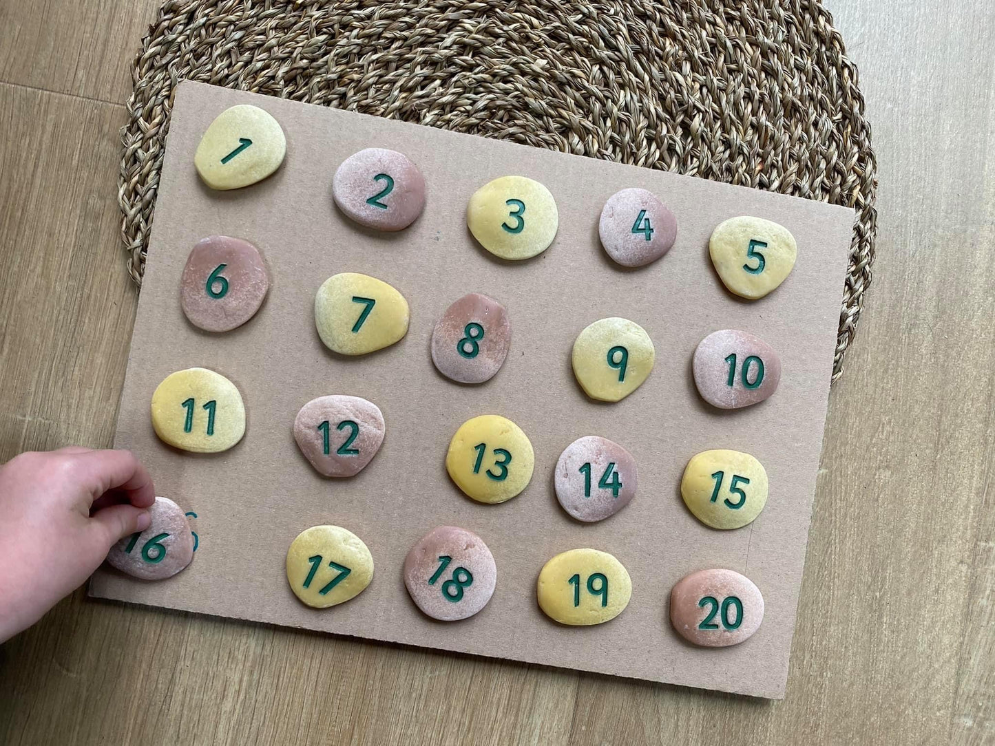 Number Pebbles - Number Bonds to 10 - 6