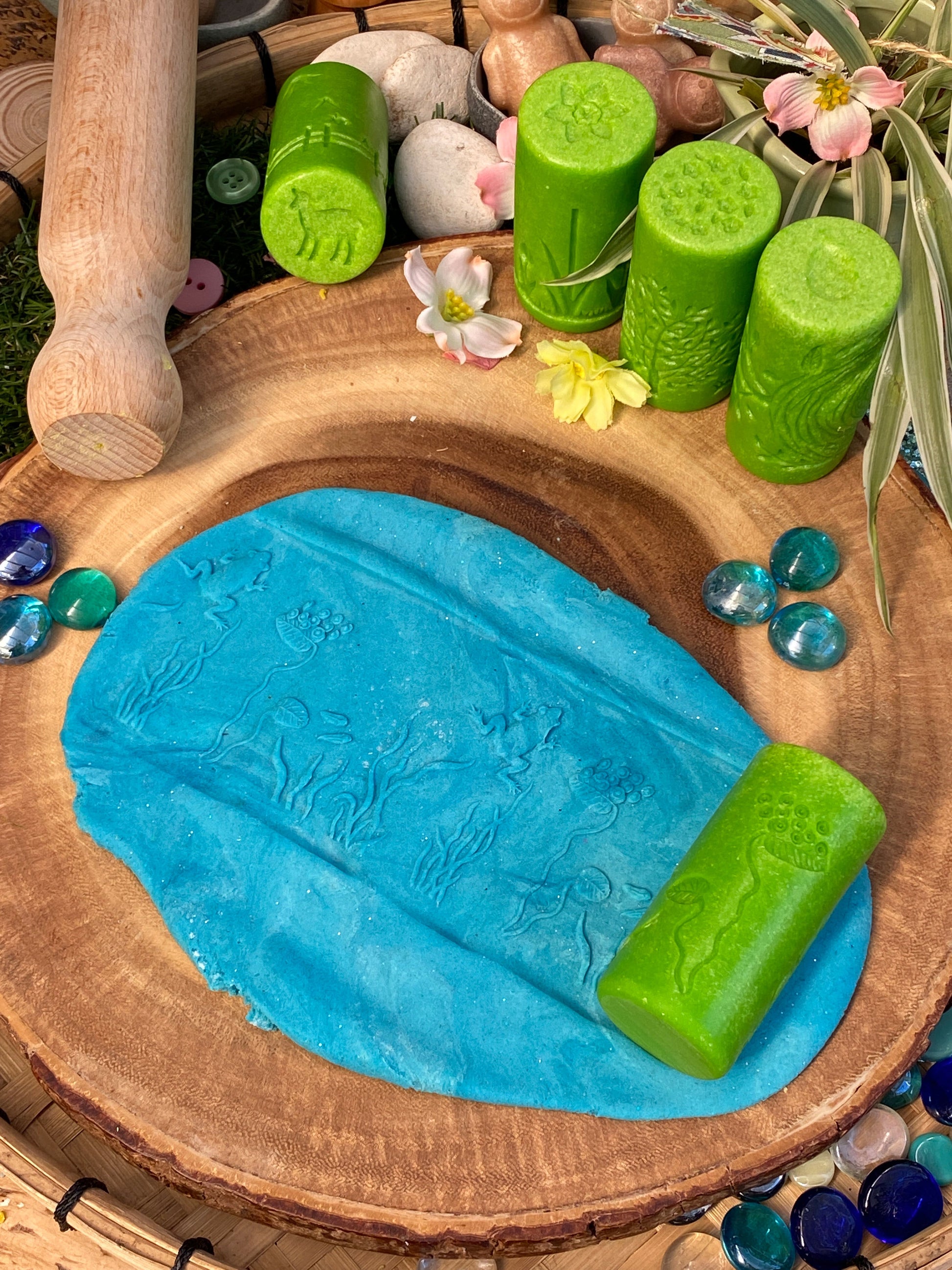 Lets Roll - Seasons | Learning and Exploring Through Play