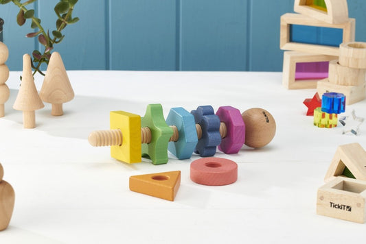 Rainbow wooden shape twister - 0