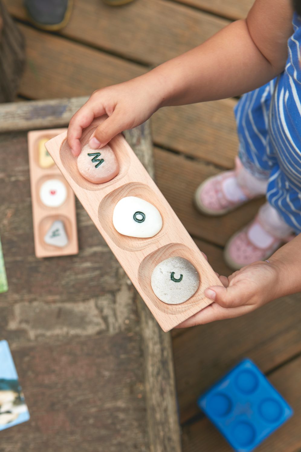 3-Pebble Word-Building Tray | Learning and Exploring Through Play