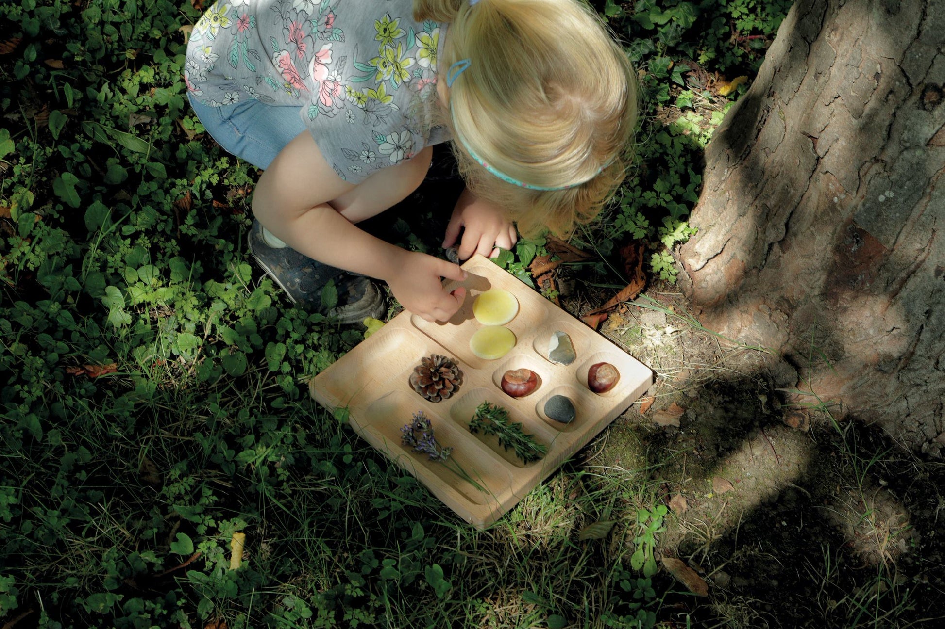 Natural Tinker Tray (9 section) | Learning and Exploring Through Play